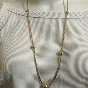 Elegant Gold Necklace